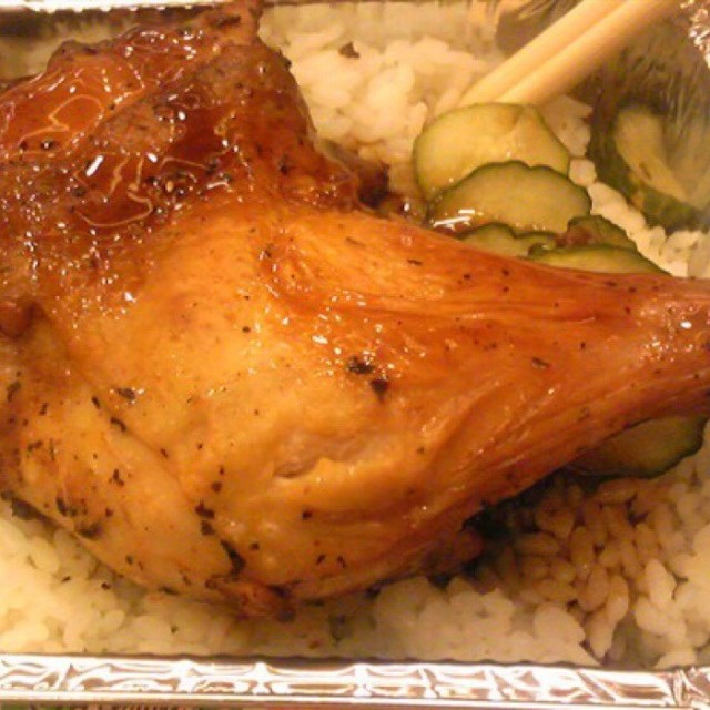 新奥尔良烤鸡腿饭