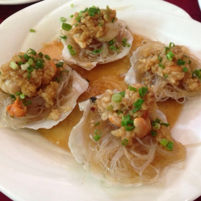 蒜蓉粉丝蒸扇贝