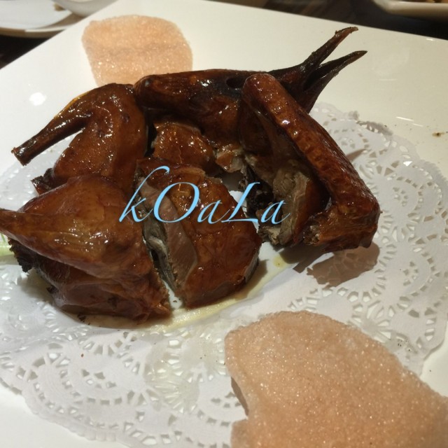 秘制脆皮乳鸽