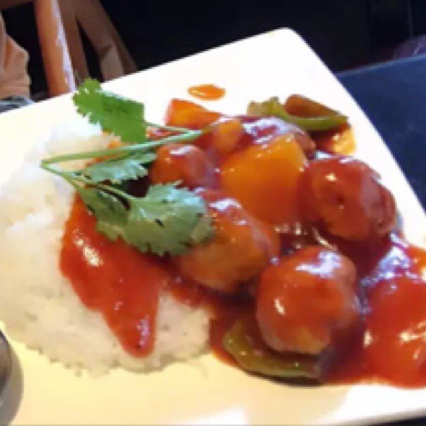 菠萝咕咾肉饭