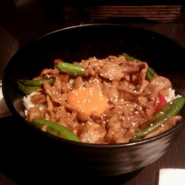 烤牛肉蓋飯
