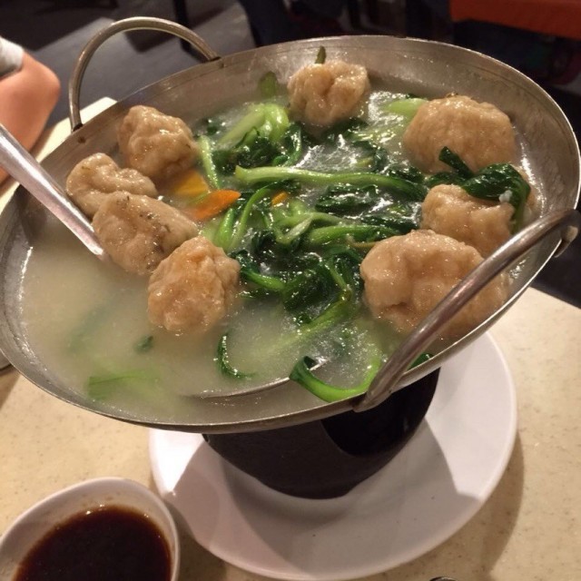 粥饮鱼腐煮鸡毛菜