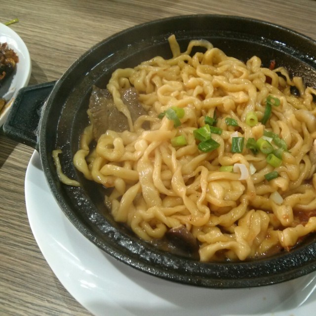 西红柿牛肉焖面