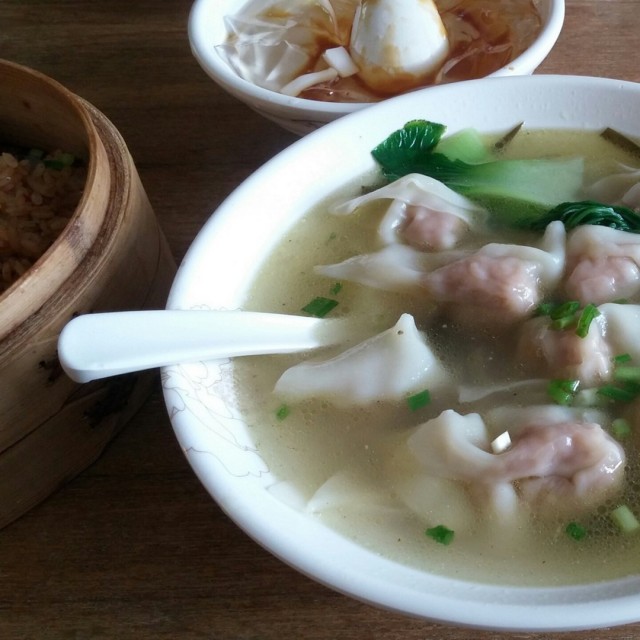 原汤龙抄手