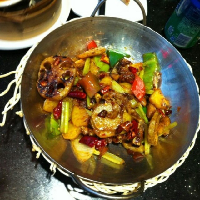 干锅牛蛙