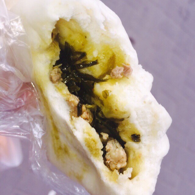 酸菜肉包