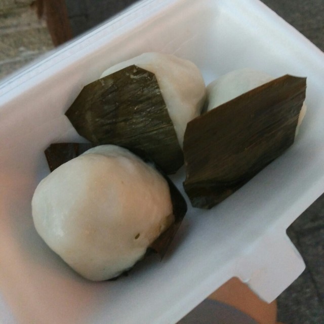 荠菜糯米团