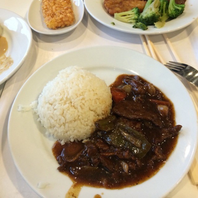 黑椒牛肉饭