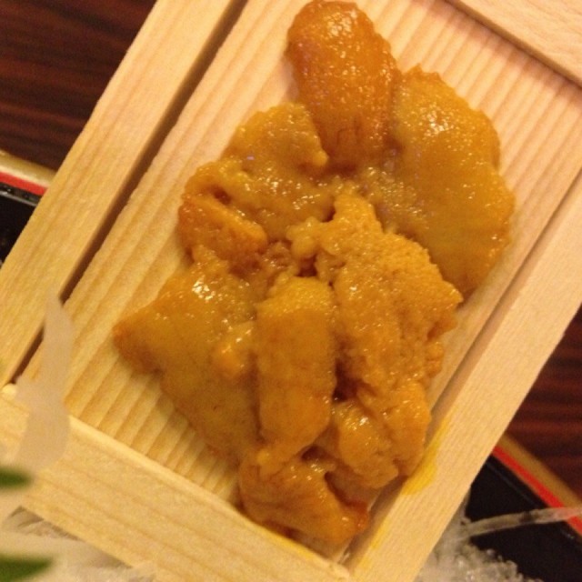 海胆刺身