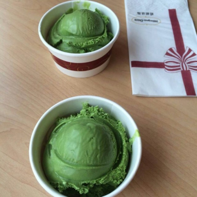 抹茶冰激凌球