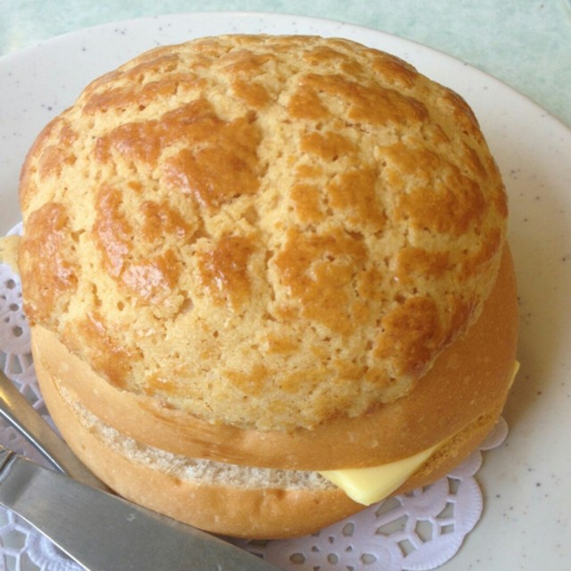 菠萝包