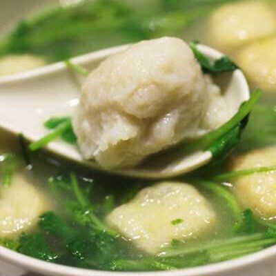 墨鱼丸汤