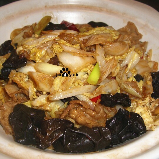 砂锅木须菜