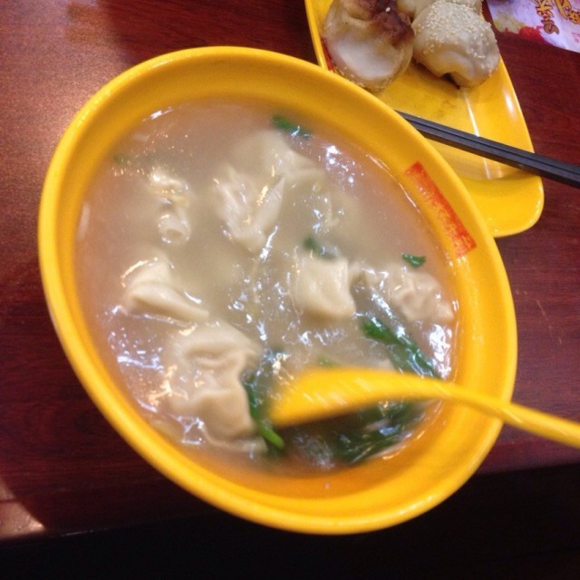 精肉小馄饨