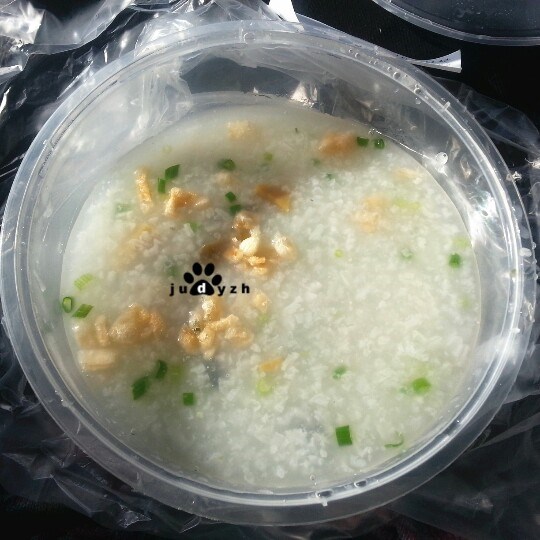 皮蛋瘦肉粥