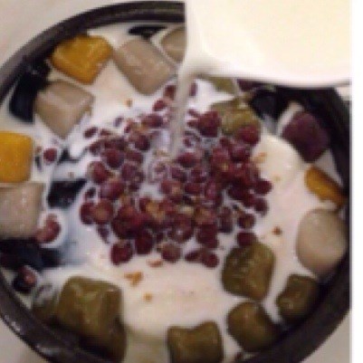 牛奶芋圆