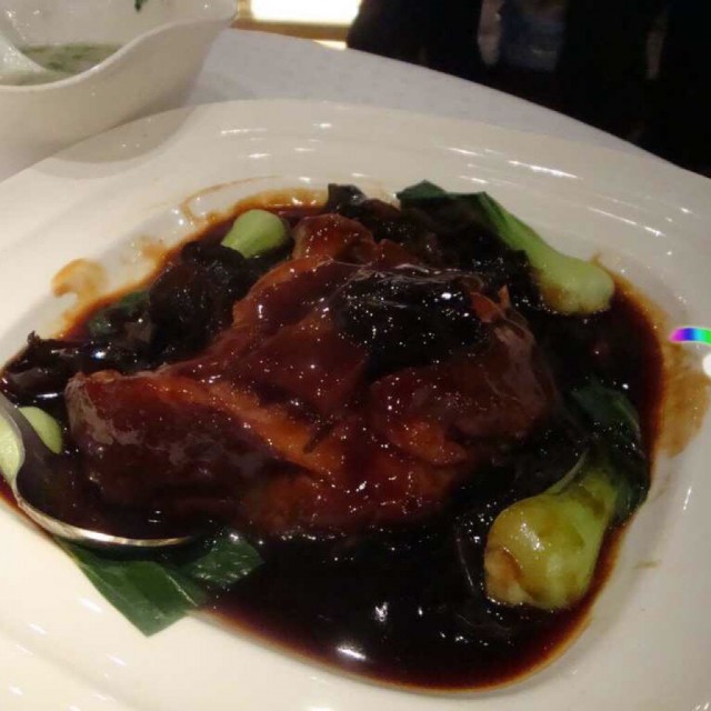 红烧肘子