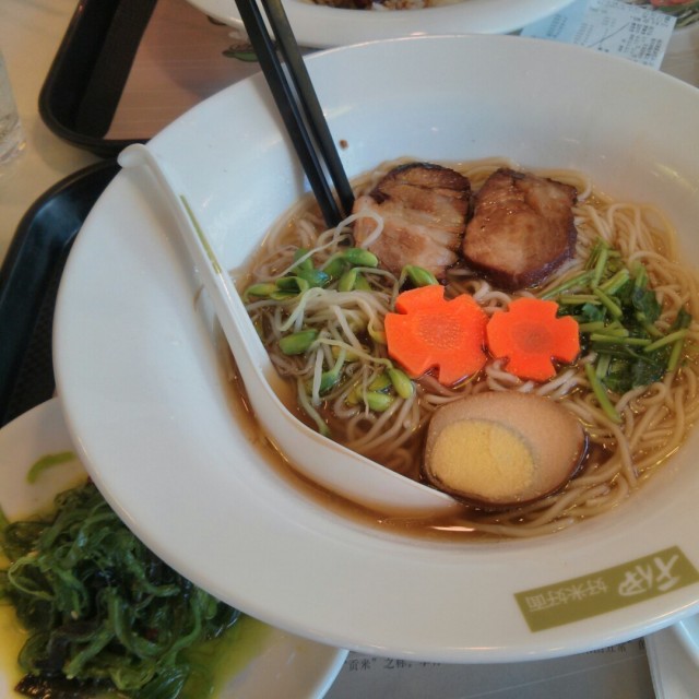 招牌卤肉面