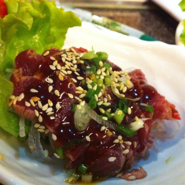 生牛肉沙拉