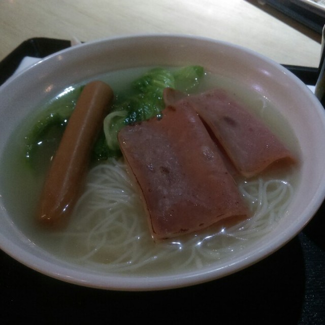 午餐肉肠仔米粉