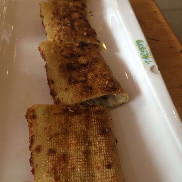 烤豆皮卷
