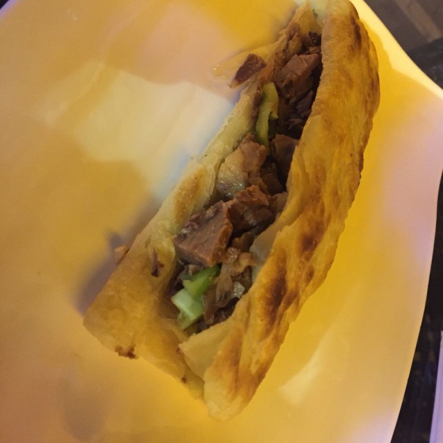 驴肉火烧