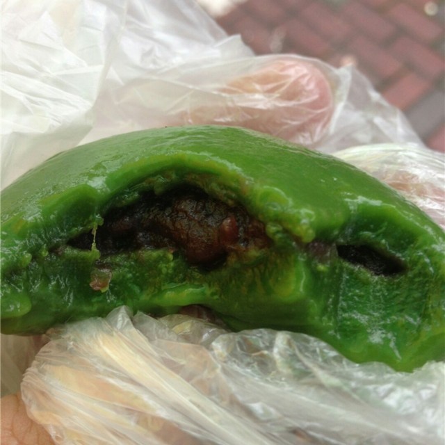 豆沙青团