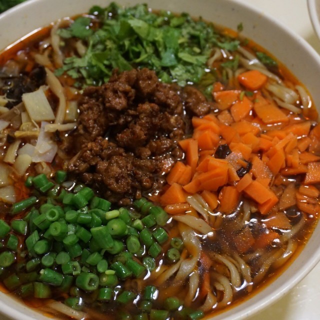 酸汤面