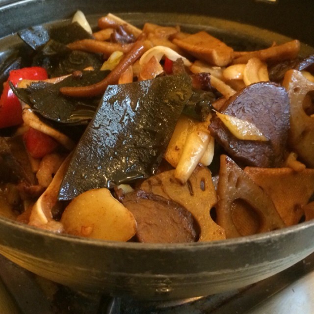 砂锅鸡杂