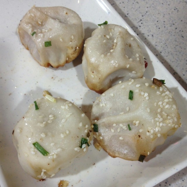 鲜肉虾仁生煎