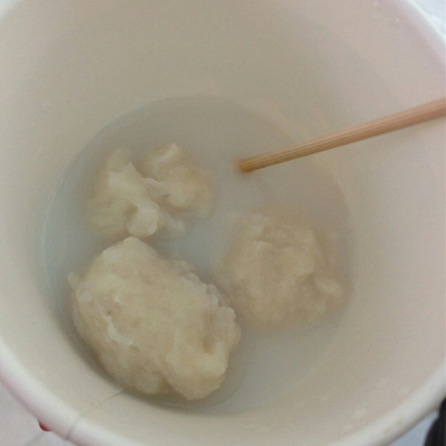 浓汤墨鱼丸