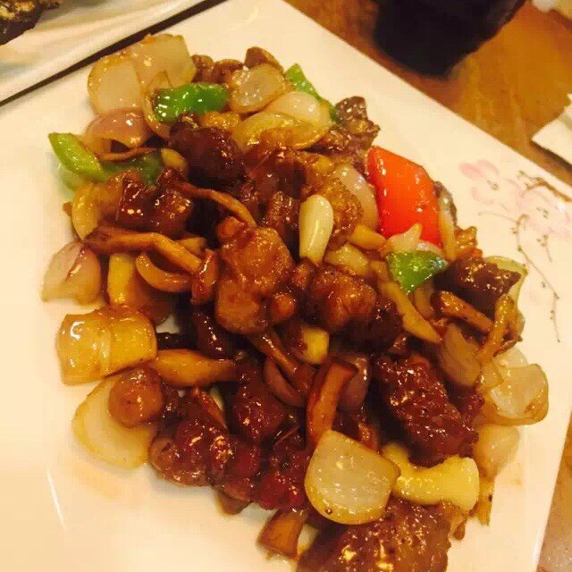黑椒牛肉粒