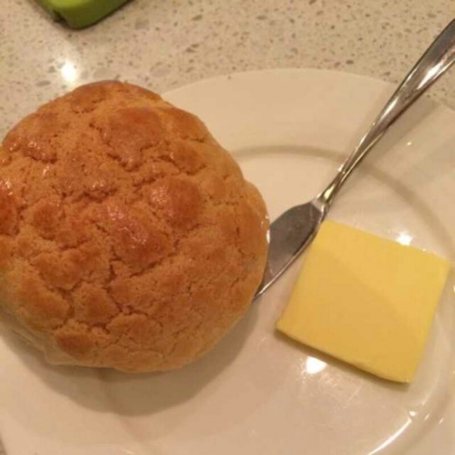 菠萝油