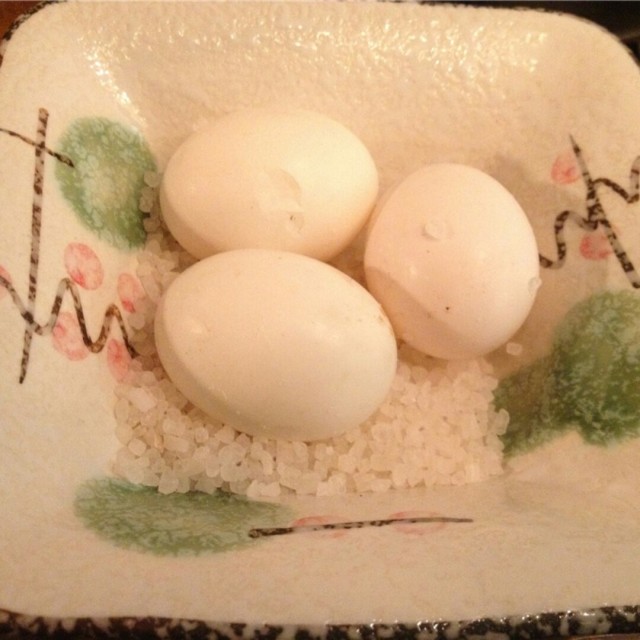 盐烤鸽子蛋