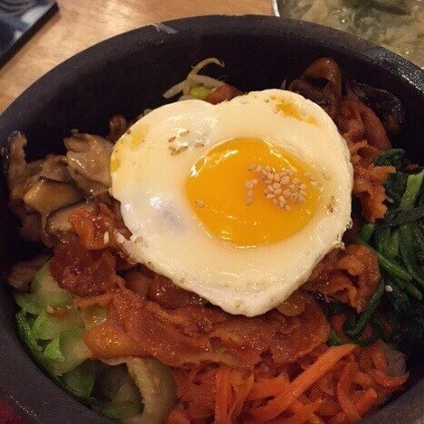 五花肉石锅拌饭
