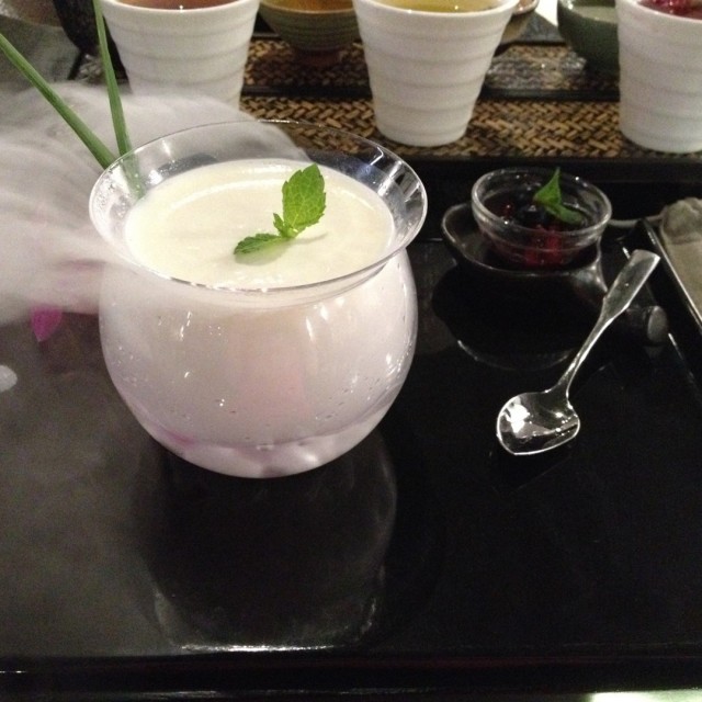 夏尔的酸奶