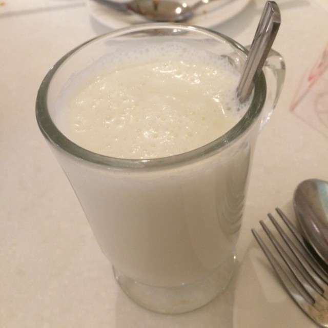 杏仁蛋白茶