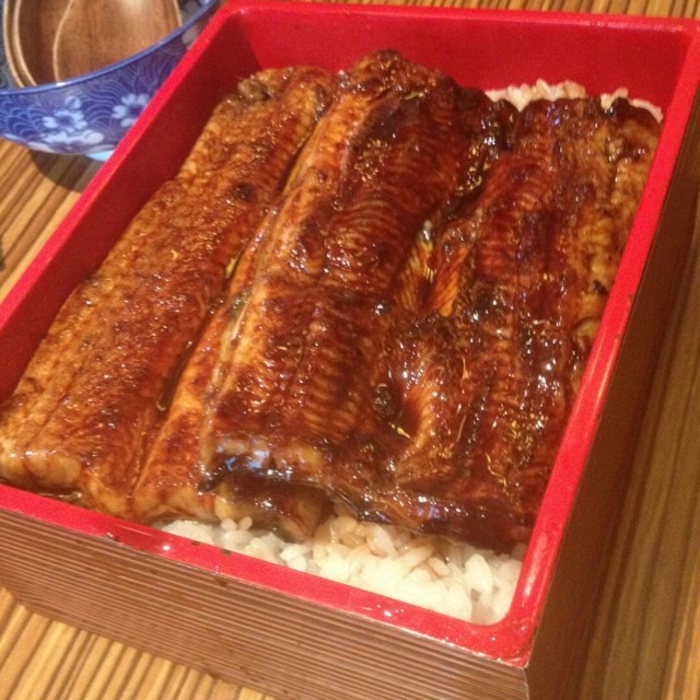 蒲烧鳗鱼饭