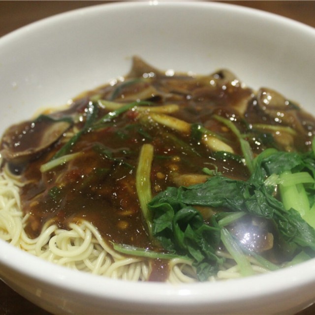 什锦菌菇面