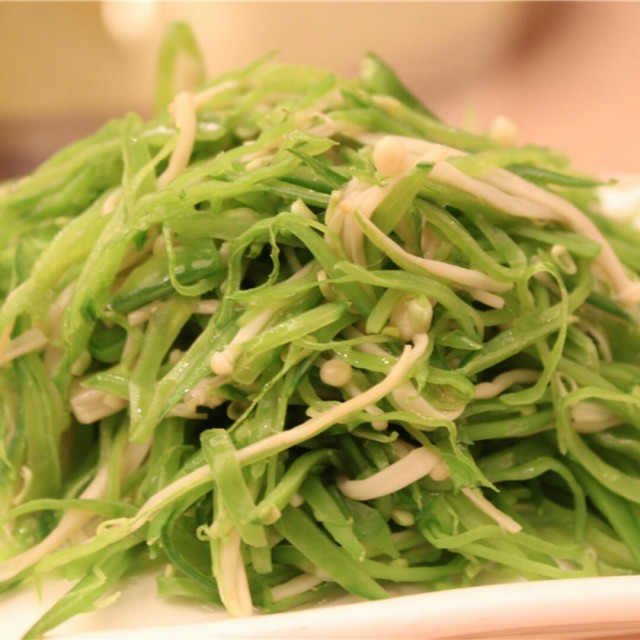 莴笋金针菇