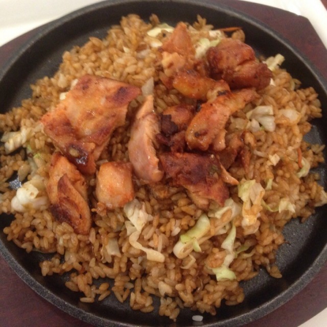 铁板鸡肉炒饭