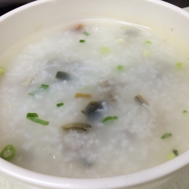 皮蛋瘦肉粥