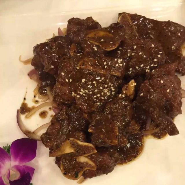 黑胡椒牛仔骨