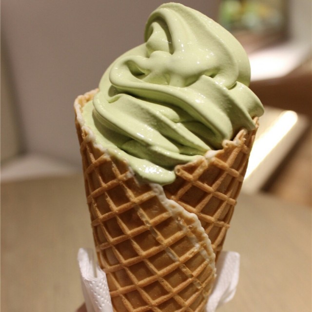 抹茶冰淇淋