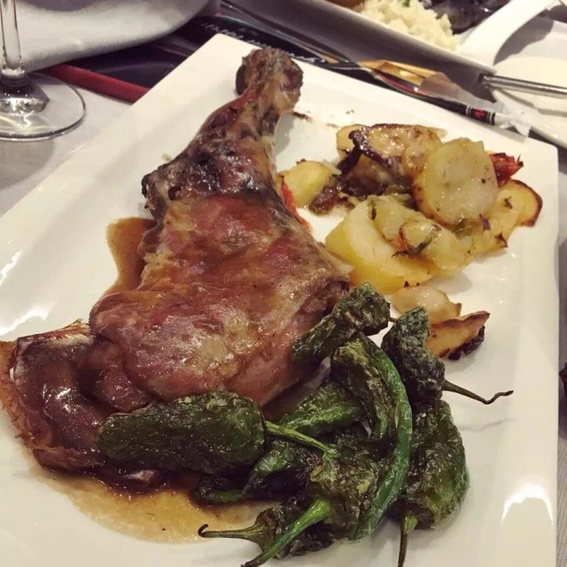 烤羊腿肉