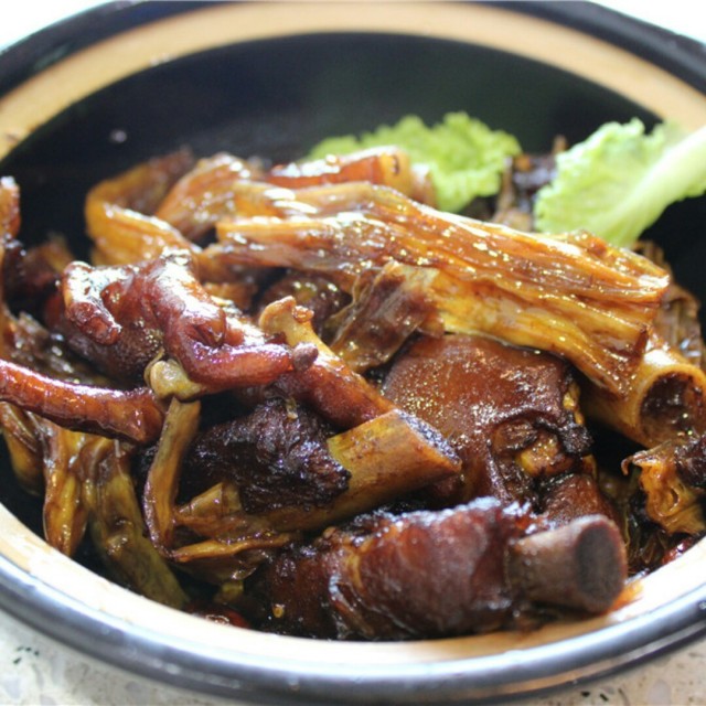 砂锅猪脚