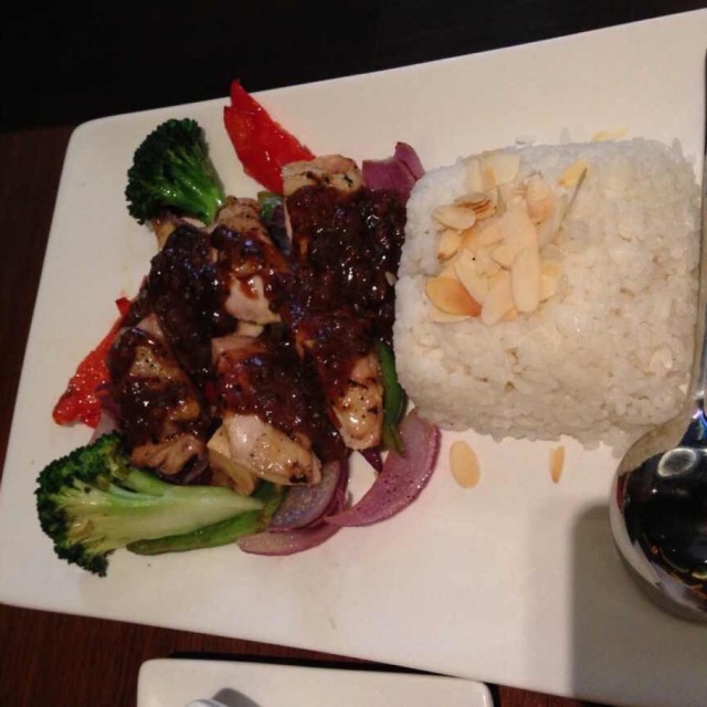 黑椒鸡肉饭