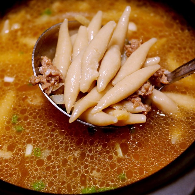 蘑菇汤莜面鱼鱼