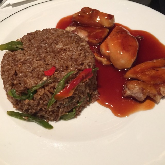 虾膏炒饭配鸡扒