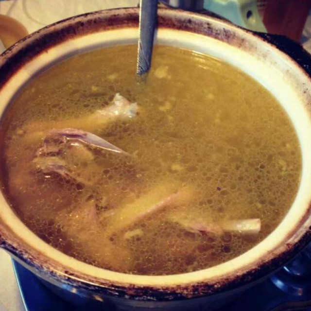 土鸡煲
